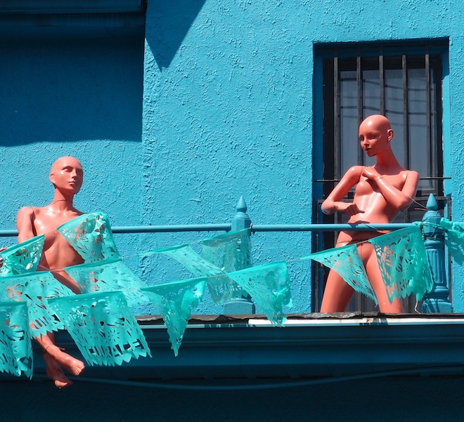 Freaky alien mannequins in Toronto